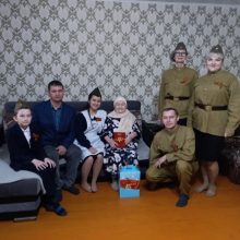 В Красногорском сельском поселении ветеранам вручили подарки ко Дню Победы