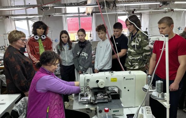 Участники Движения Первых побывали на Мамадышском промкомбинате в рамках «Классных встреч»