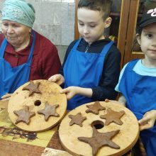 «Забота» объединяет поколения через творчество