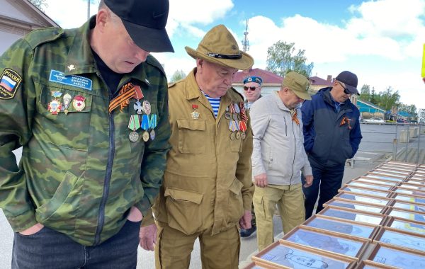 Выставка «Мой герой» открылась в Мамадыше в День Победы