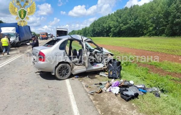 В Мамадышском районе в ДТП с грузовиком погибли три человека, включая годовалого ребенка
