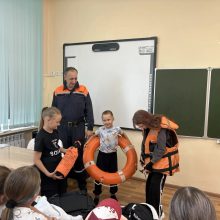 Сотрудники МЧС провели для школьников Мамадыша урок безопасности