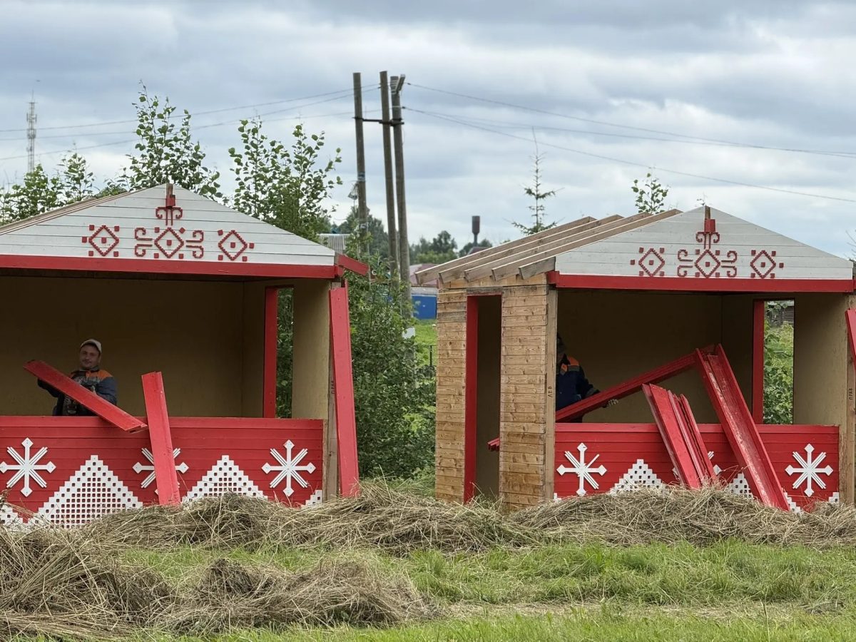 На поляне Тырлау в Зюрях готовятся к фестивалю «Питрау»