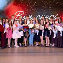 Девятиклассники школы №1 Мамадыша получили аттестаты