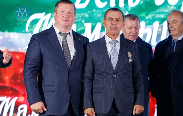 В Мамадыше в День города вручили государственные и ведомственные награды