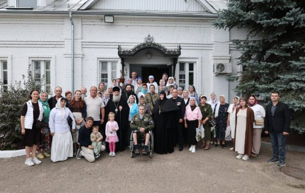 «Встреча, которая запомнится на всю жизнь»: ветераны СВО и их семьи из Мамадыша совершили паломническую поездку в Казань