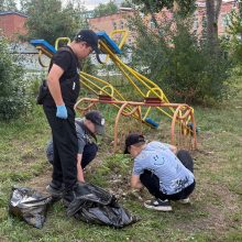 Юные жители Мамадыша сдержали слово и провели уборку на детской площадке