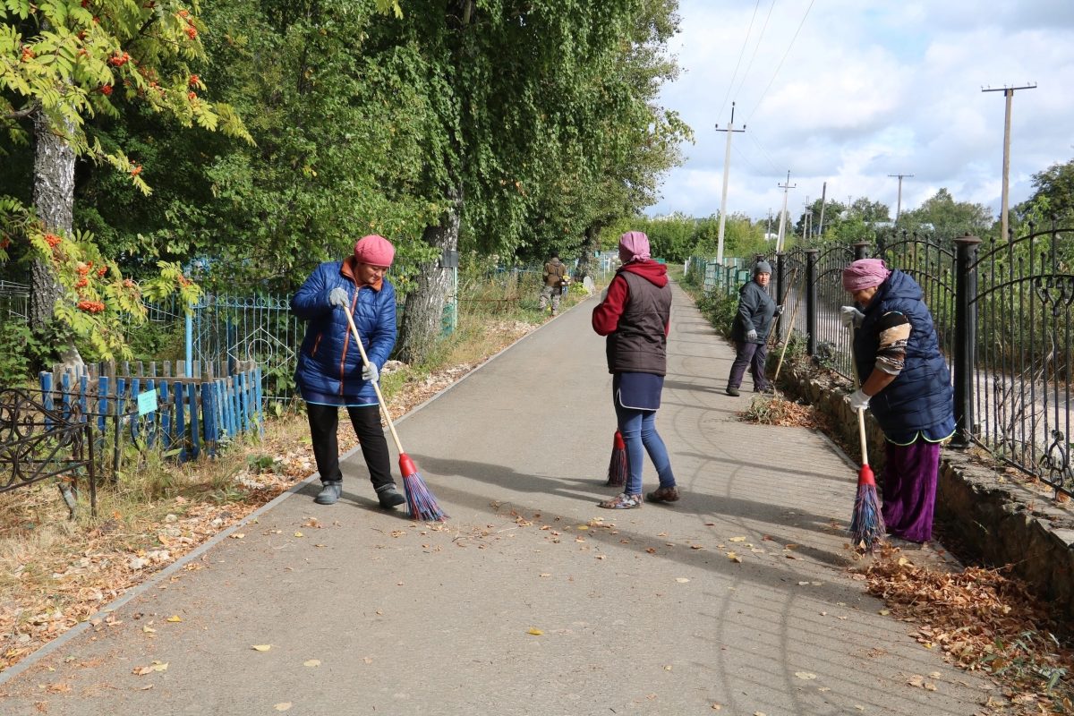 В Мамадыше 30 сентября пройдут субботники на городских кладбищах