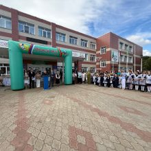 В лицее №2 Мамадыша 1 сентября за парты сели 77 первоклассников