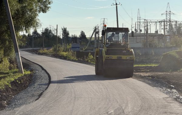 В Мамадыше на улице Беркасовской уложили первый слой асфальта