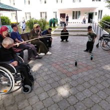 Подопечные Мамадышского дома-интерната провели занятие на свежем воздухе