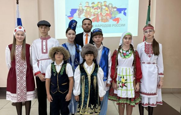 В школе №3 Мамадыша отметили День языков народов Российской Федерации