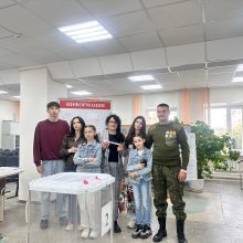 Семейная традиция: Камаловы пришли на выборы вместе