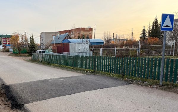 В переулке Западном в Мамадыше установили два «лежачих полицейских»