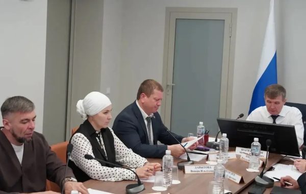 Вадим Никитин принял участие в обсуждении устойчивого развития экономики Татарстана