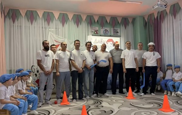 В детском саду «Нухрат» в Мамадыше папы вместе с детьми вышли на спортивный старт