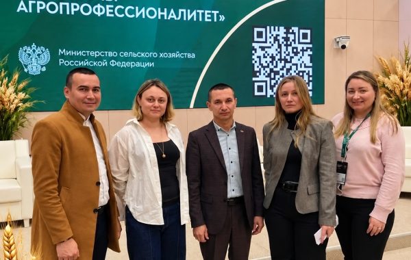 Айнур Аглямов и Ильшат Шайдуллин приняли участие в выставке «Золотая осень — 2026» в Москве